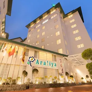 Отель Araliya Red - Budget Friendly Hotel- Where Find Stunning 360 Panoramic View Of, Нувара-Элия